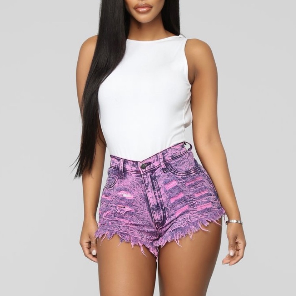 NWT distressed shorts